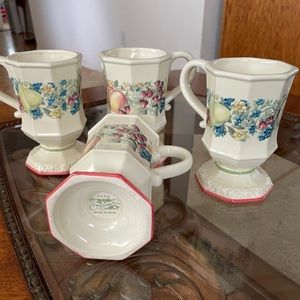 4- Avon Sweet Country Harvest coffee cups. Never used, only displayed. No box